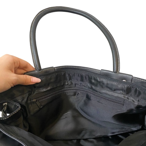 Y2K Style Large Black Tote Bag With Metal Grommet & Chain Detail - Picture 9 of 10